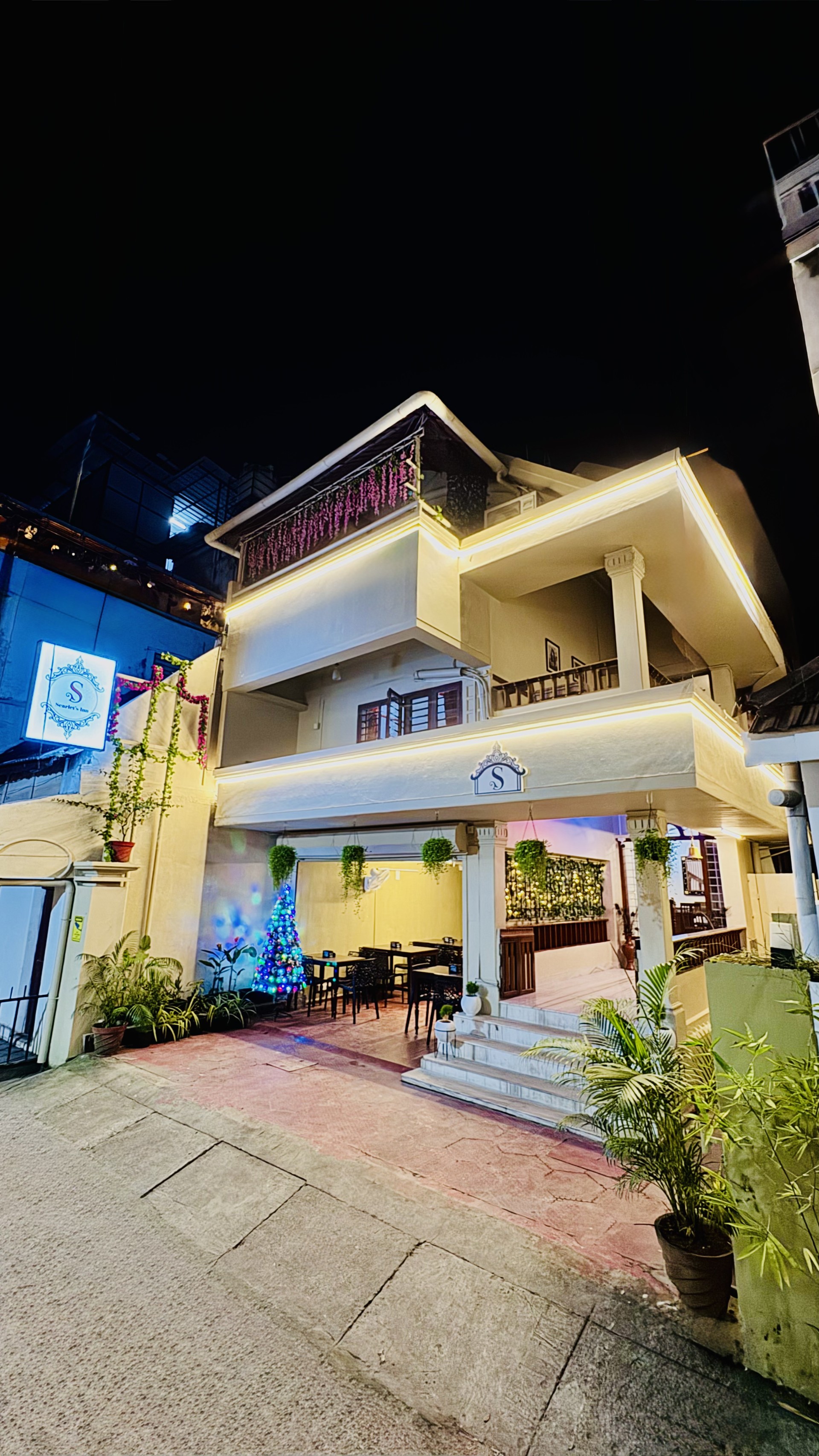 Restored 1580s Portuguese-era mansion exterior at Scarlet's Inn Fort Kochi
